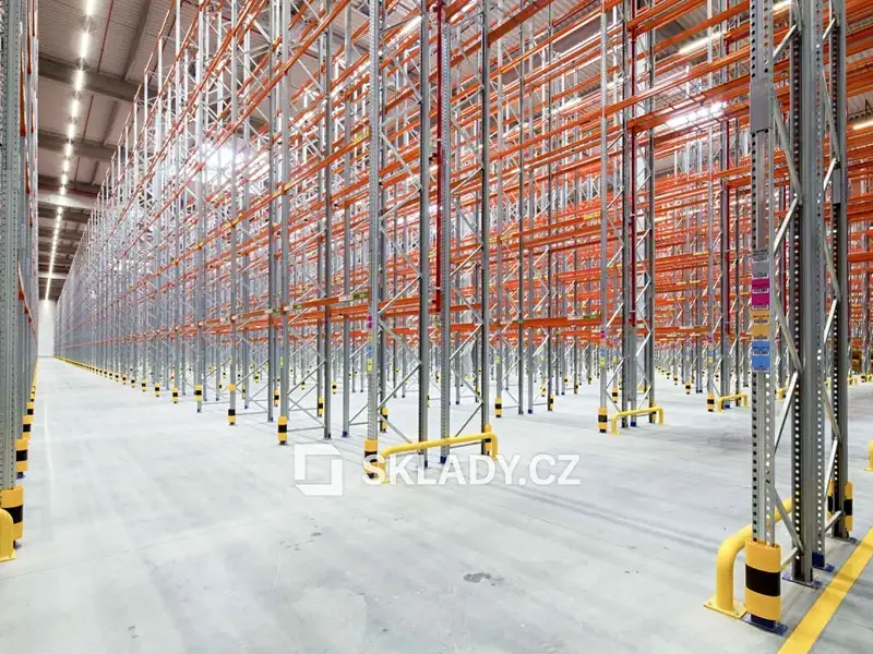 Pronájem skladového prostoru 4200 m², Žatec – náhled fotky 2