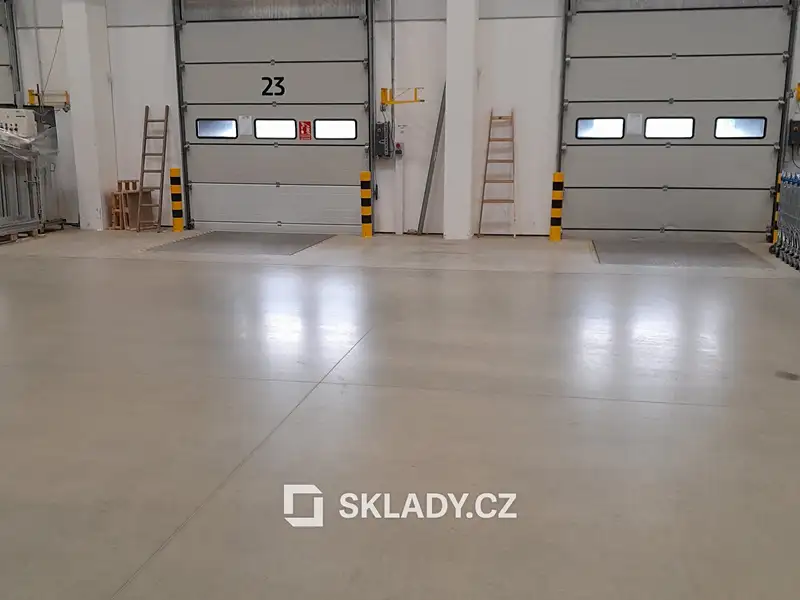 Pronájem skladového prostoru 4500 m², Zeleneč – náhled fotky 3