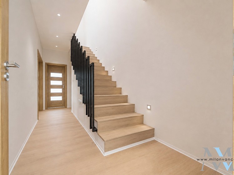 Haus zum Kauf, 103 m² (2 von 11)