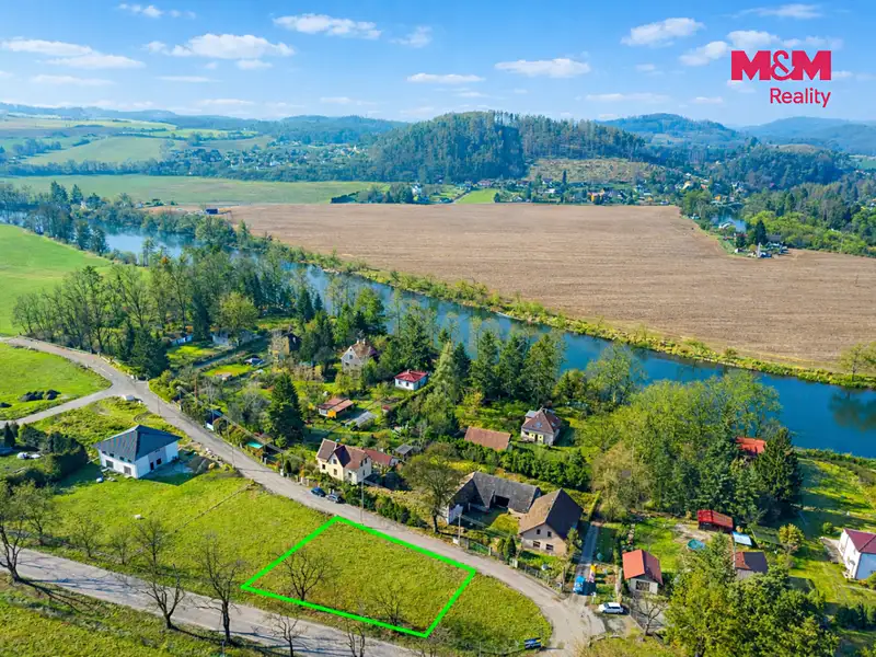 Prodej stavebního pozemku 1005 m², Nespeky – náhled fotky 2