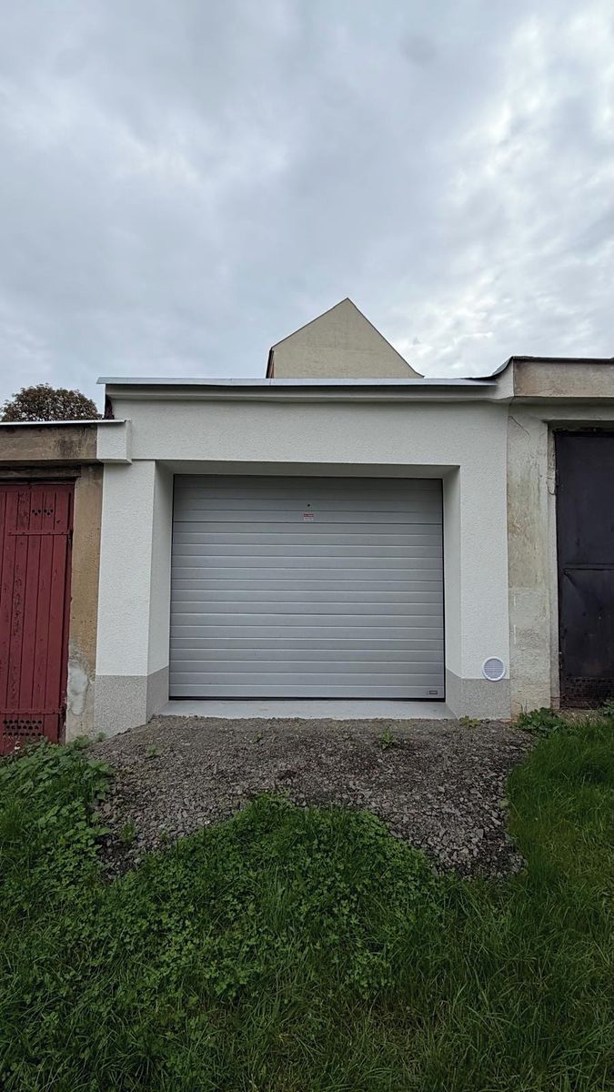 Pronájem garáže 22 m², Teplice – fotka 1 z 3