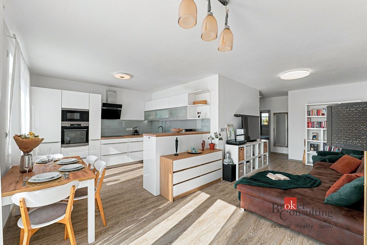 Prodej bytu 3+kk 70 m², Vochov – fotka 1 z 3