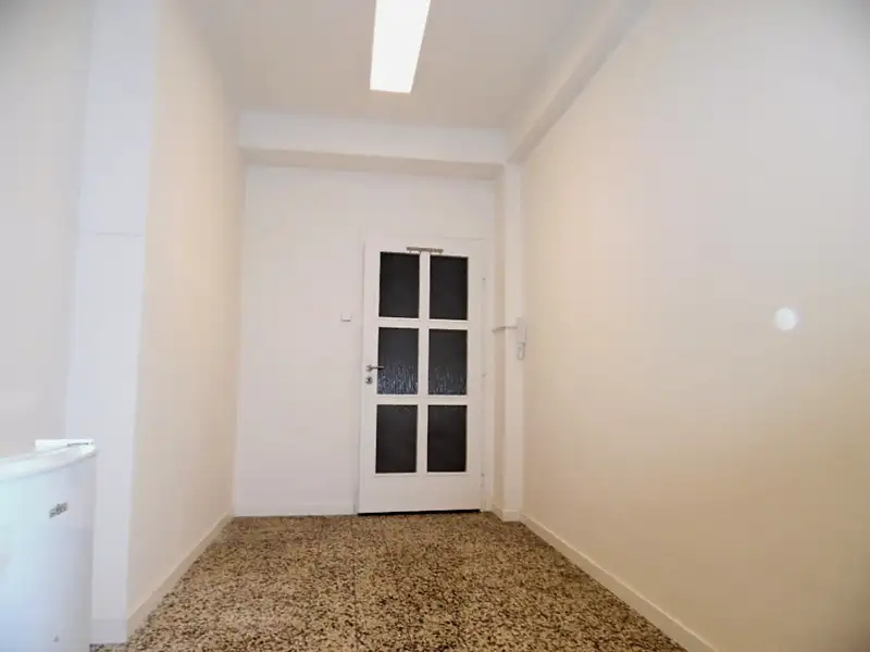 Pronájem kanceláře 20 m², Praha – náhled fotky 2