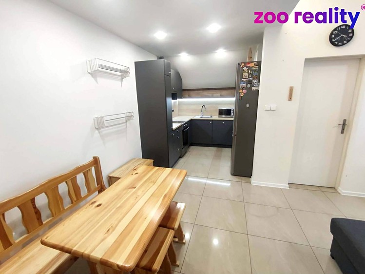 Prodej bytu 4+kk, 71 m² (3 z 18)