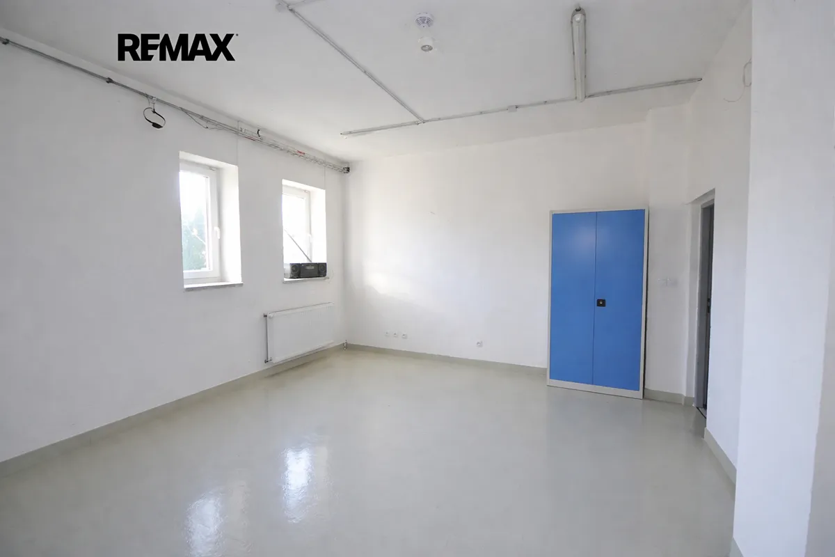 Pronájem kanceláře 75 m²