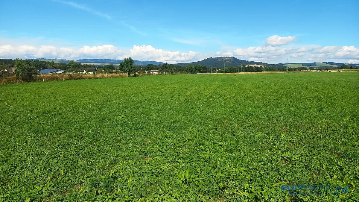 Prodej louky 8790 m²