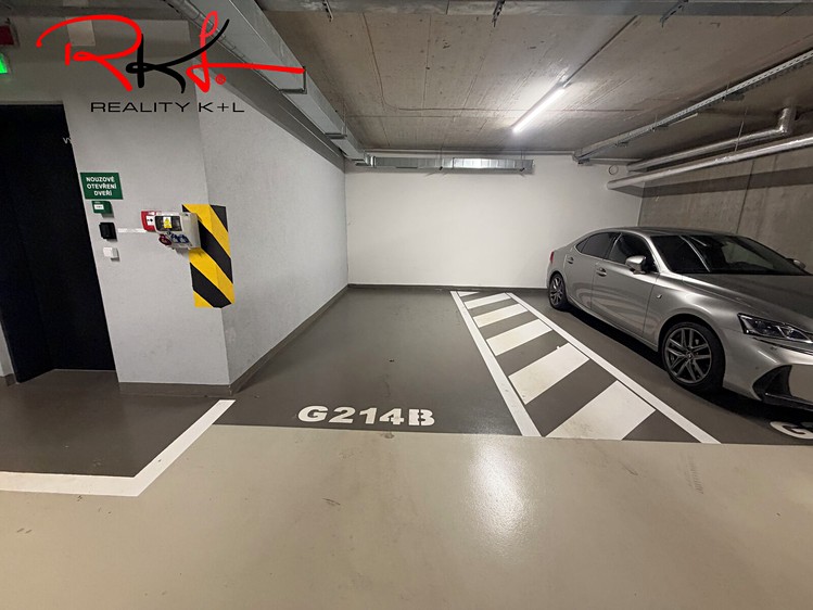 Pronájem nemovitosti, 15 m² (1 z 5)