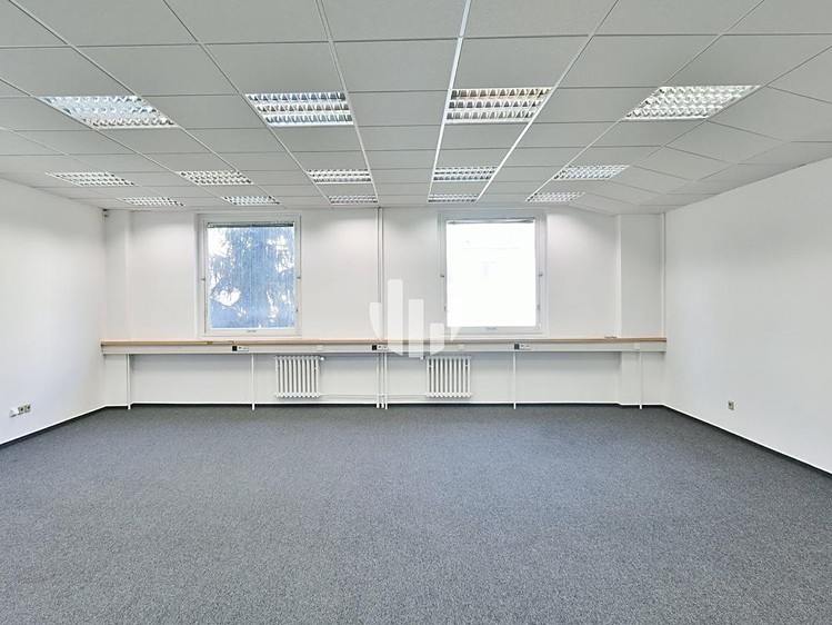 Комерційне приміщення в оренду, 111 м² (3 з 10)