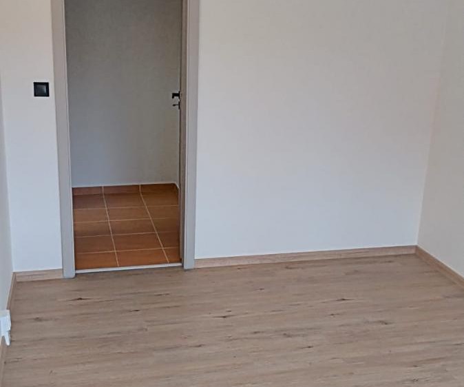 Pronájem bytu 2+1, 57 m² (7 z 11)