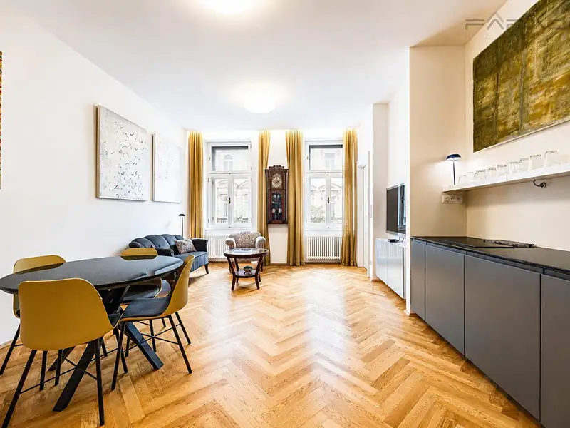 Prodej bytu 2+kk 62 m², Praha – náhled fotky 1