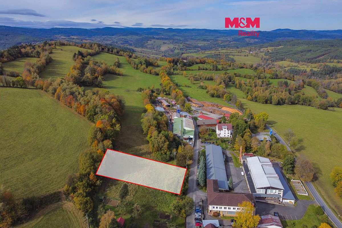 Prodej stavebního pozemku 1834 m², Kašperské Hory – fotka 1 z 3