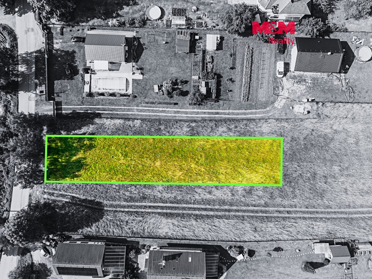 Grundstück zum Kauf, 1.100 m² (1 von 7)