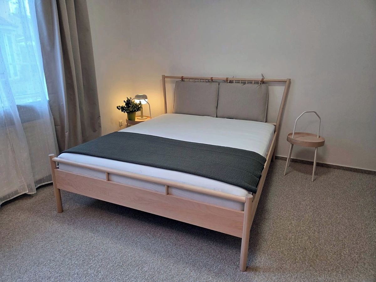 Pronájem bytu pokoje 24 m², Praha – fotka 1 z 3