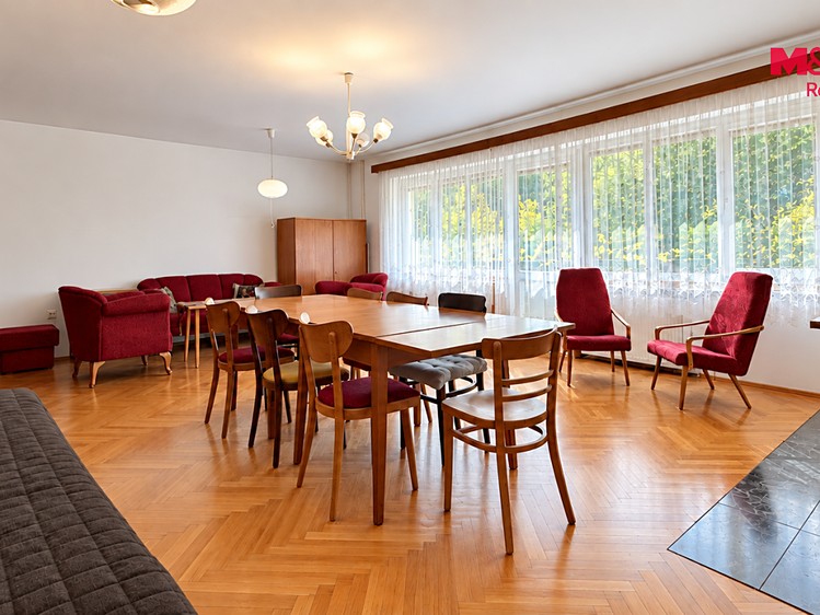 Prodej domu, 396 m² (24 z 30)