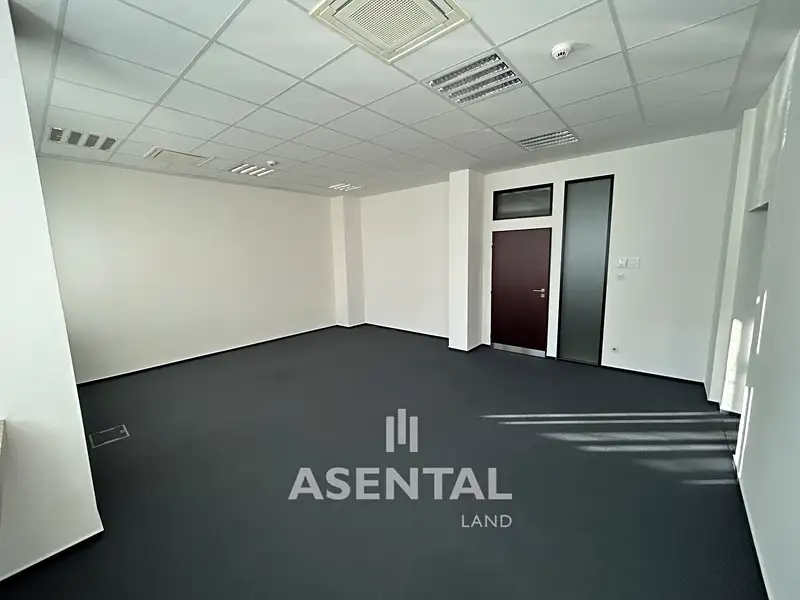 Pronájem kanceláře 35 m², Ostrava – náhled fotky 3