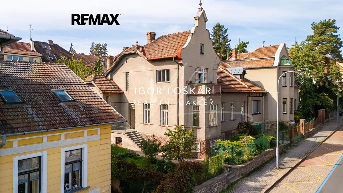 Prodej rodinného domu 229 m², pozemek 613 m²