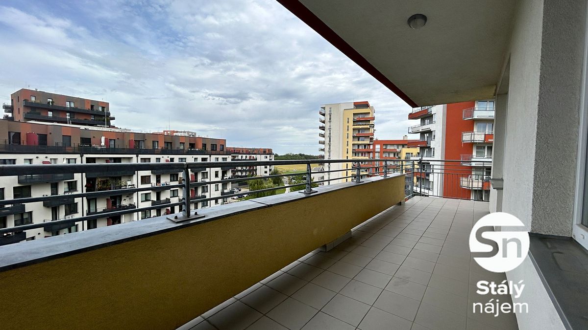 Pronájem bytu 2+kk 57 m², Praha – fotka 1 z 3