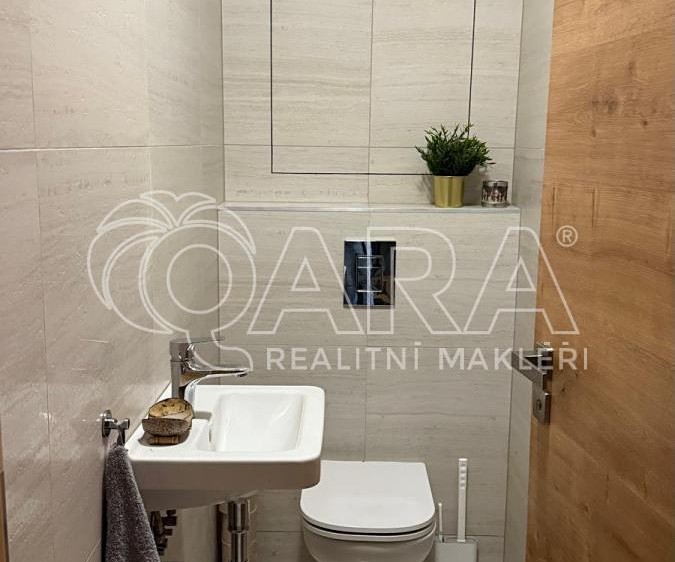Pronájem bytu 2+kk, 80 m² (14 z 26)