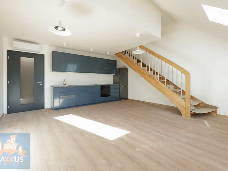 Pronájem bytu 4+kk 123 m², Praha – náhled fotky 2