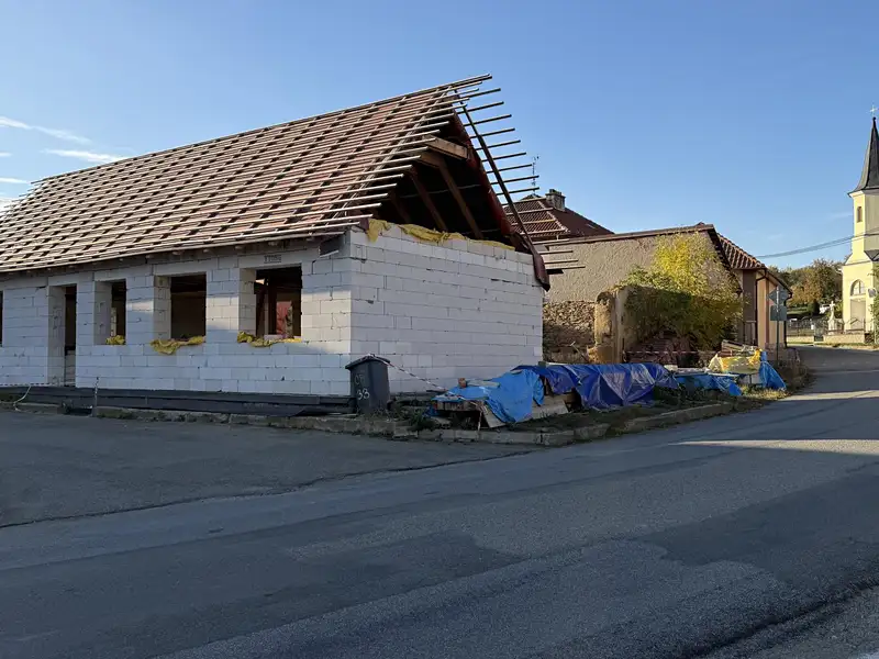 Prodej rodinného domu 195 m², pozemek 401 m², Brumov – náhled fotky 2