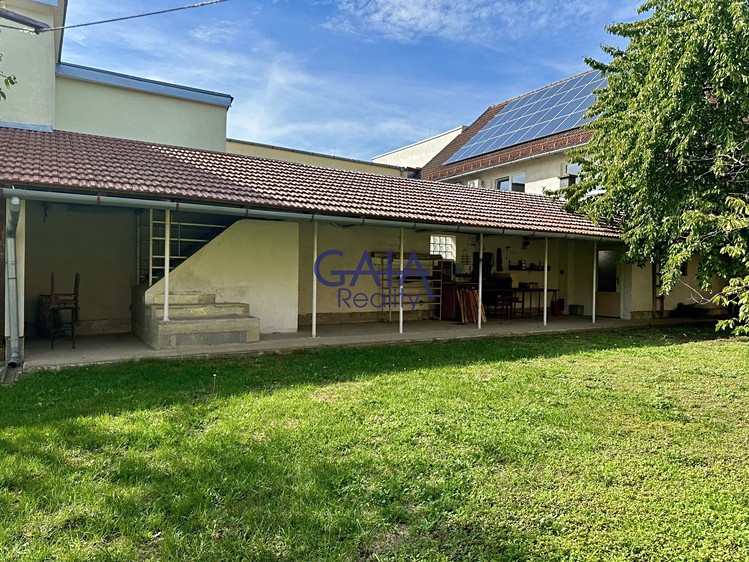 Prodej domu, 256 m² (23 z 26)