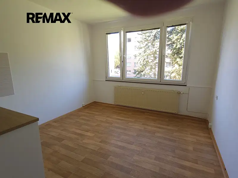 Prodej bytu 1+kk 20 m², Jindřichův Hradec – náhled fotky 3
