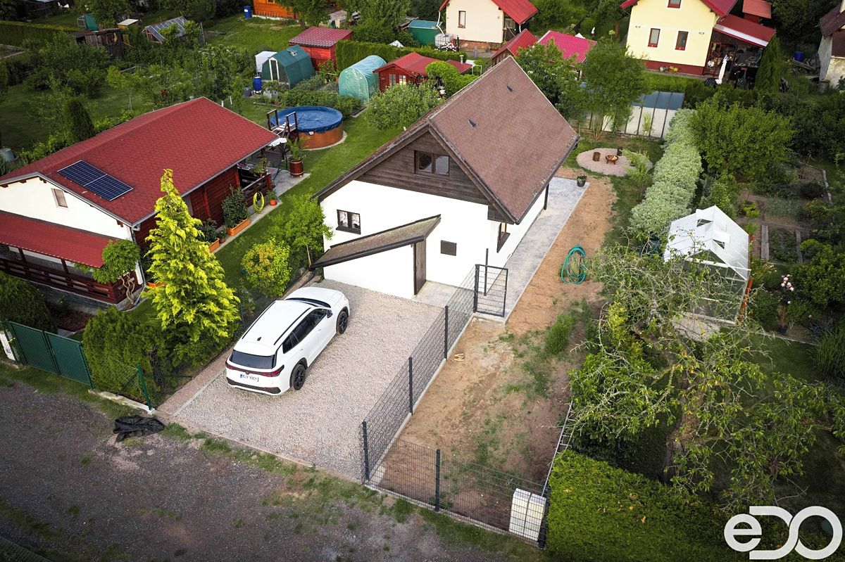 Prodej chaty 76 m², pozemek 322 m², Hradec Králové – fotka 1 z 3