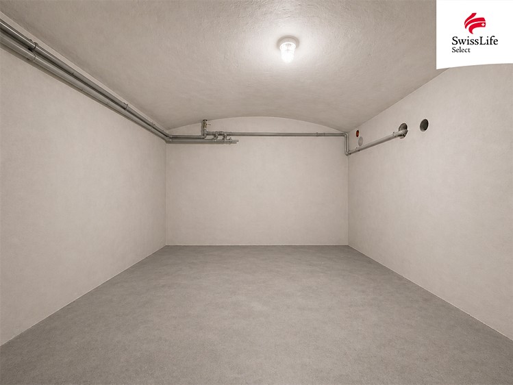Prodej komerčního prostoru, 22 m² (2 z 13)
