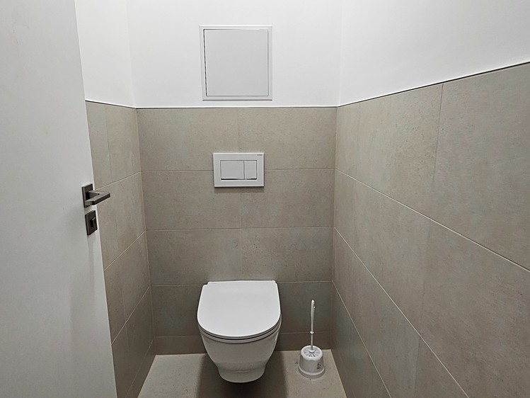 Pronájem bytu 2+kk, 82 m² (12 z 17)