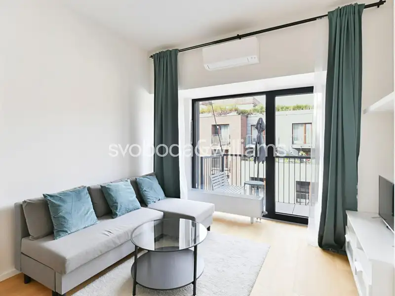 Pronájem bytu 2+kk 42 m², Praha – náhled fotky 2