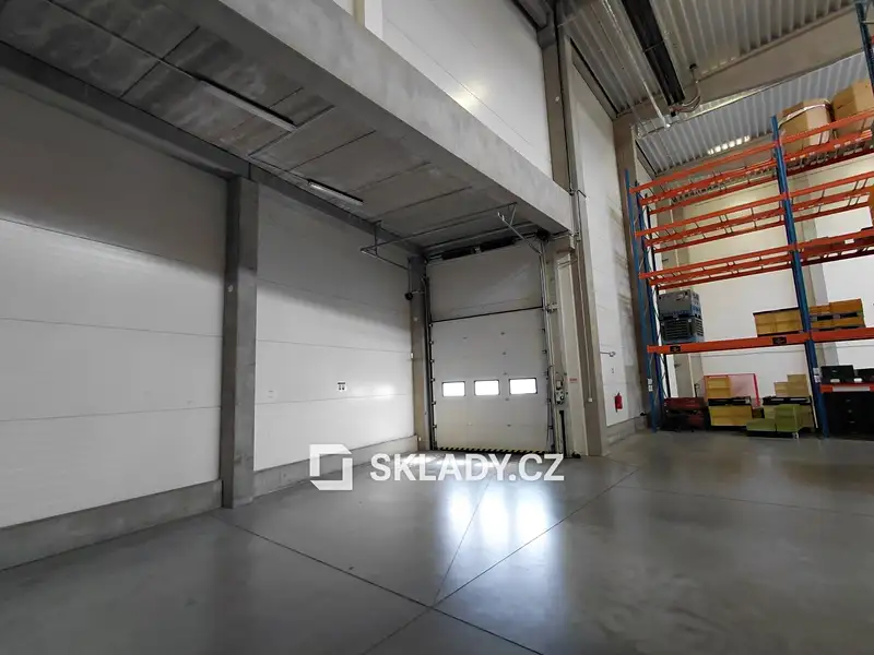 Pronájem skladového prostoru 3719 m², Červený Kostelec – náhled fotky 3