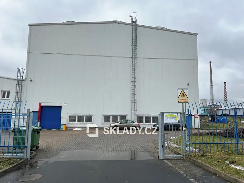 Pronájem skladového prostoru 1000 m², Chomutov – náhled fotky 3