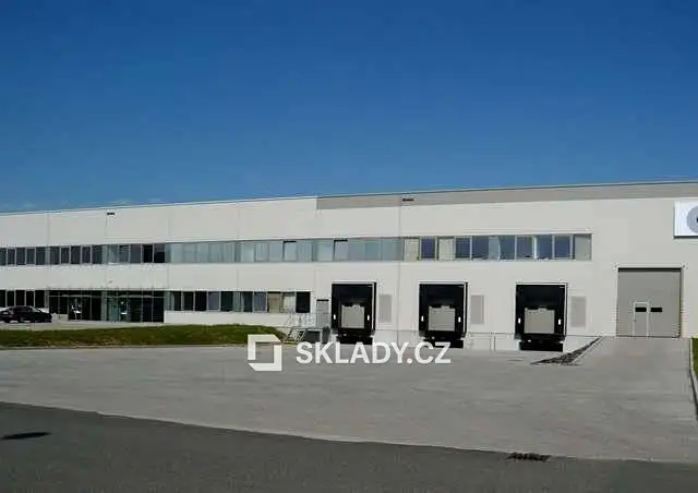 Pronájem skladového prostoru 10000 m², Cheb – náhled fotky 3