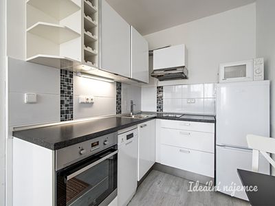 Pronájem bytu 1+kk 35 m²
