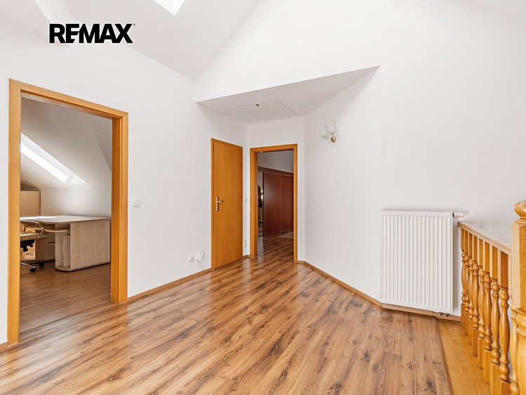 Haus zur Miete, 280 m² (36 von 72)
