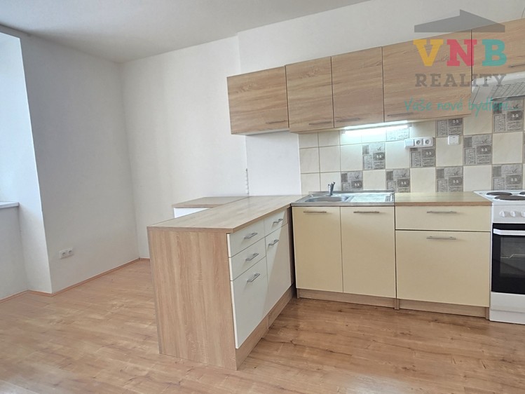 Квартира 2+kk в оренду, 32 м² (1 з 10)