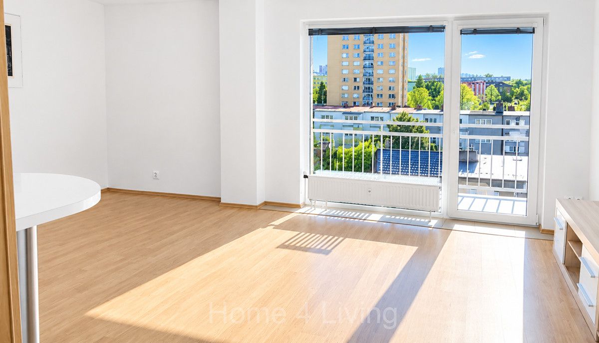 Pronájem bytu 1+kk 38 m², Brno – fotka 1 z 3