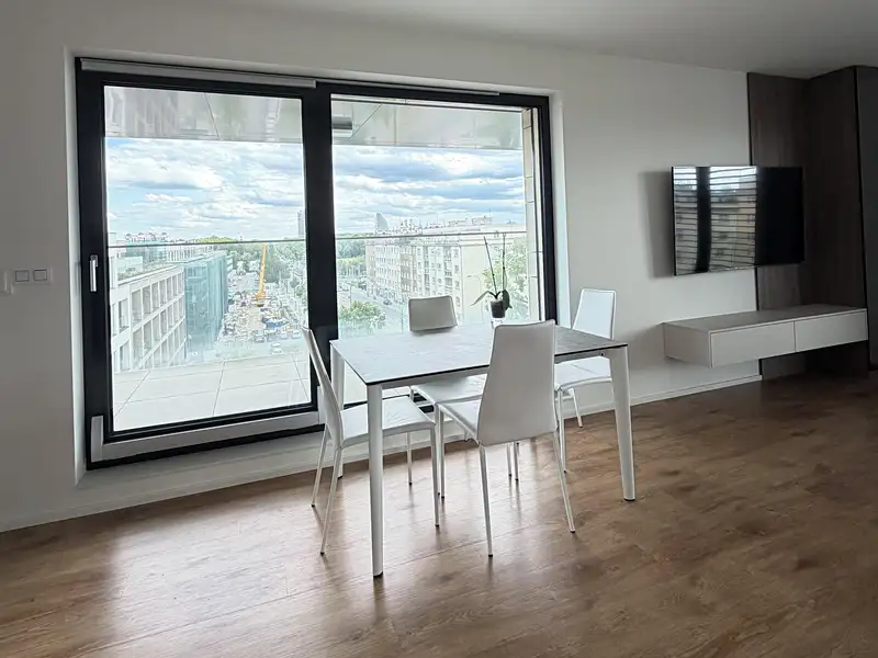 Pronájem bytu 2+kk 65 m², Praha – náhled fotky 3