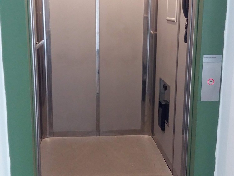 Pronájem komerčního prostoru, 36 m² (6 z 8)