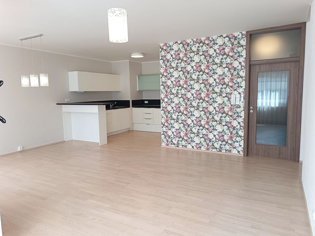 Pronájem bytu 3+kk 97 m², Praha – fotka 1 z 3