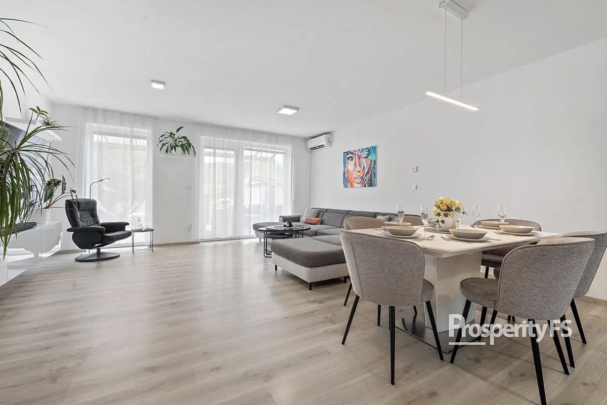 Prodej rodinného domu 176 m², pozemek 647 m²