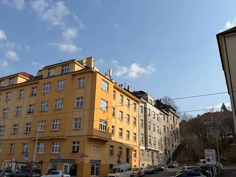 Prodej bytu 2+kk 44 m², Praha – náhled fotky 1