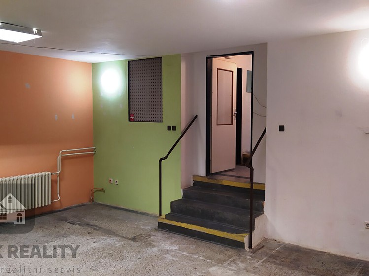 Gewerbefläche zur Miete, 144 m² (2 von 10)