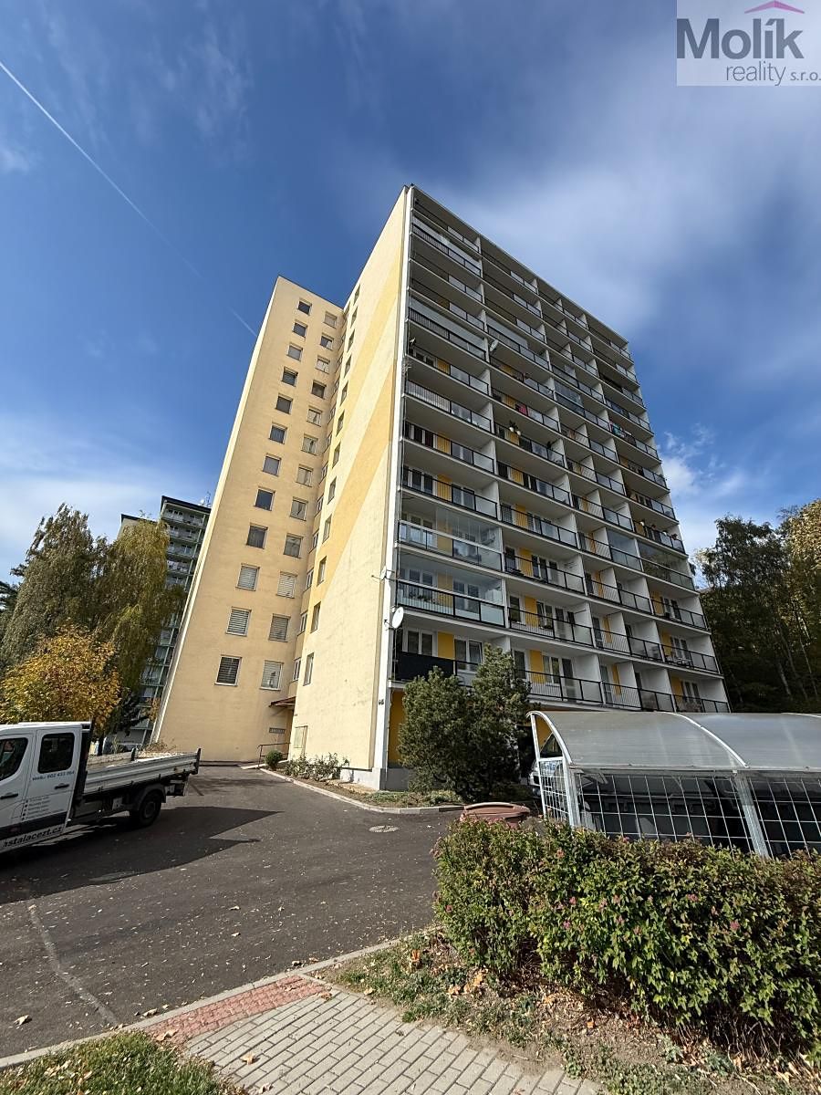 Prodej bytu 2+1 52 m², Osek – fotka 1 z 3