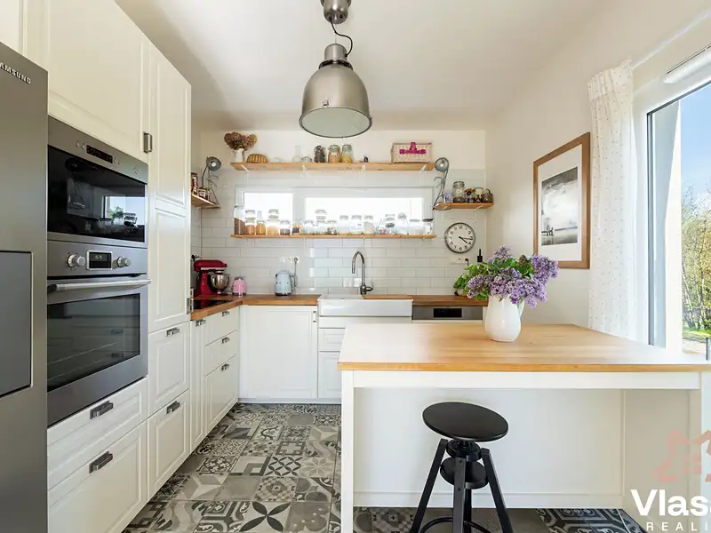 Prodej rodinného domu 96 m², pozemek 393 m², Kladno – náhled fotky 2