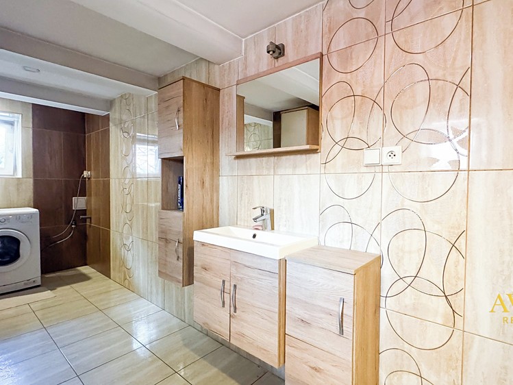 Будинок на продаж, 160 м² (10 з 18)