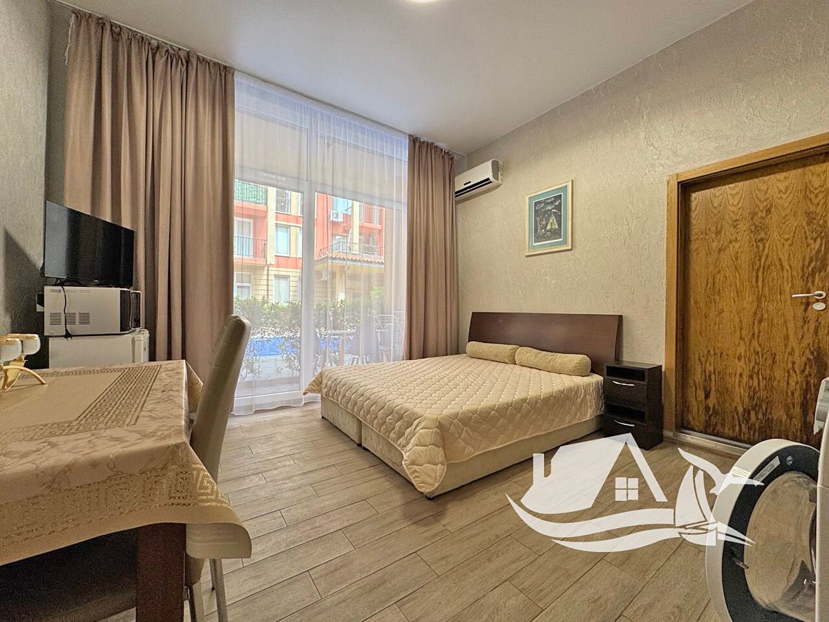 Prodej bytu 1+kk 32 m², Nesebar – fotka 1 z 3