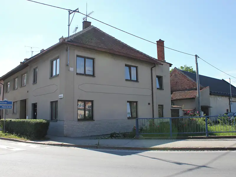 Prodej rodinného domu 164 m², pozemek 156 m², Němčice nad Hanou – náhled fotky 1