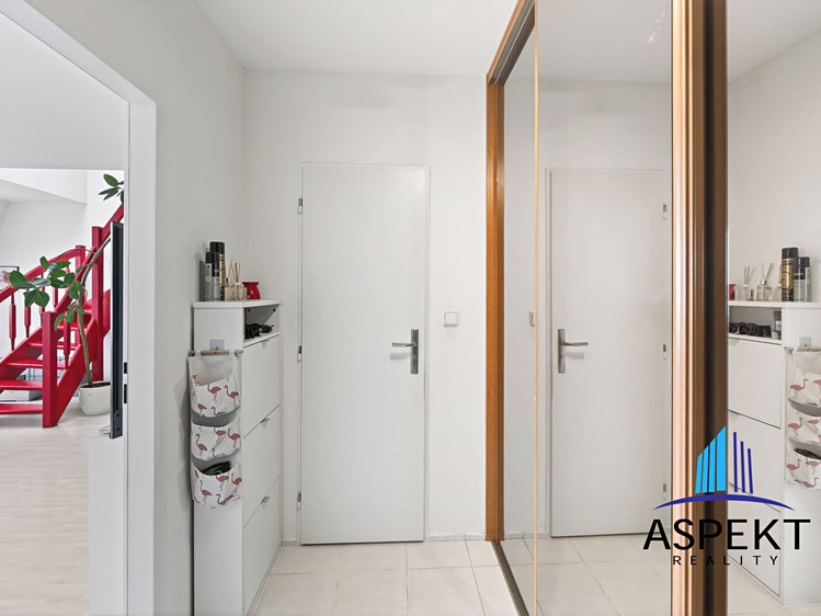 Prodej bytu 4+kk, 94 m² (14 z 19)
