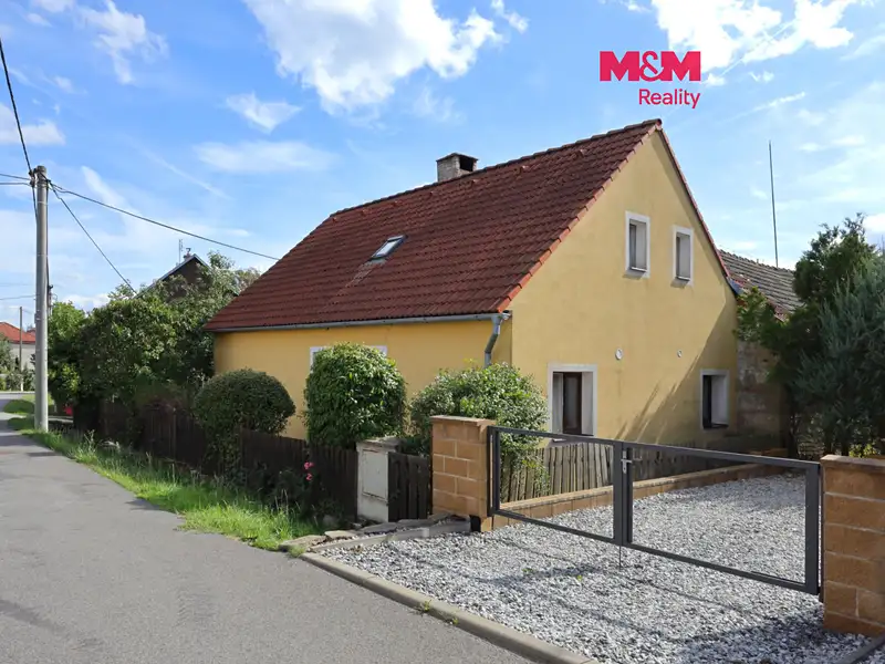 Prodej rodinného domu 142 m², pozemek 387 m², Kozlov – náhled fotky 1